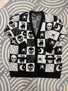 Torrid Halloween Skull Spider Black Cat Cardigan Sweater Size 2